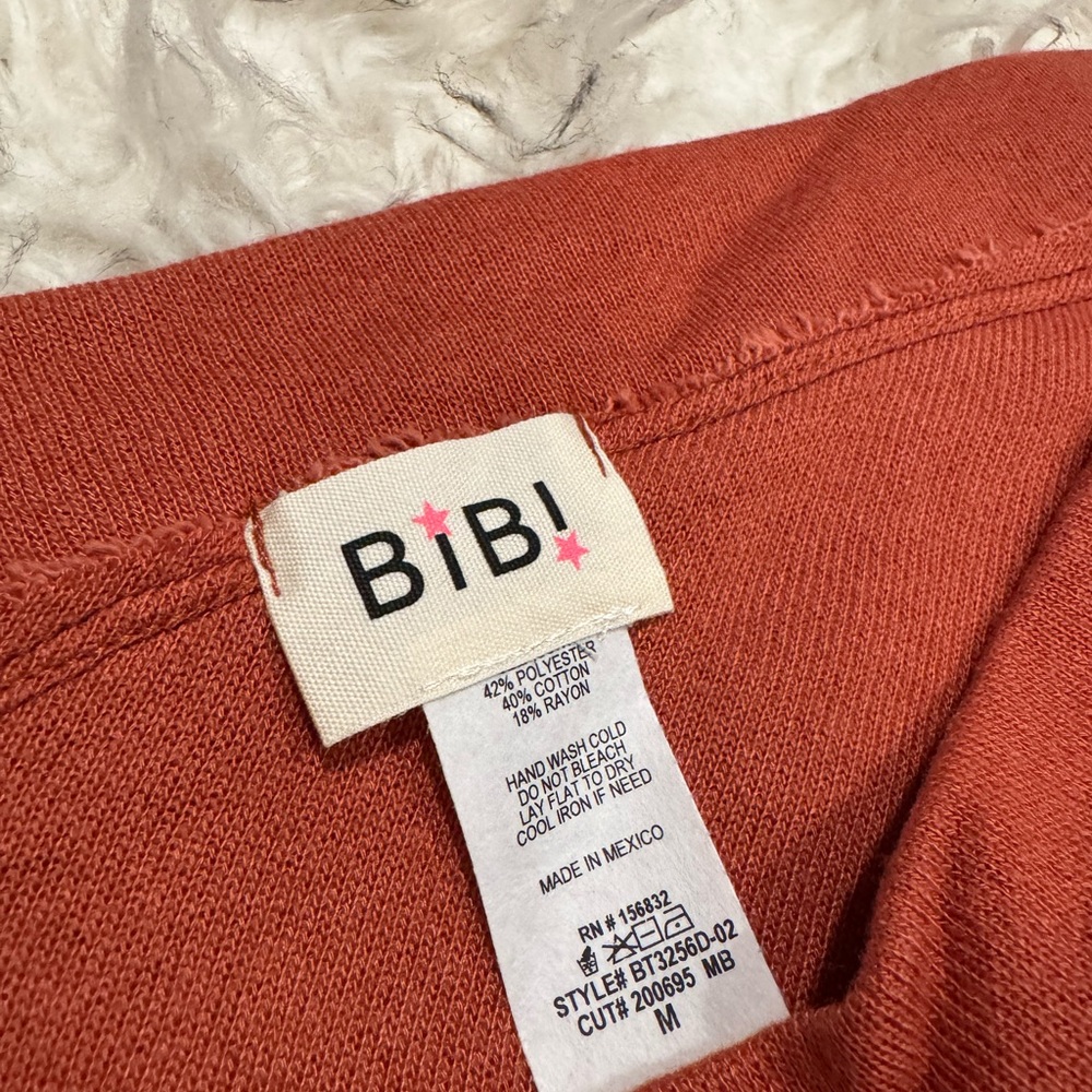 NWOT- BiBi Rust Off-the-Shoulder Sweater with Relaxed Fit - Picture 4 of 4